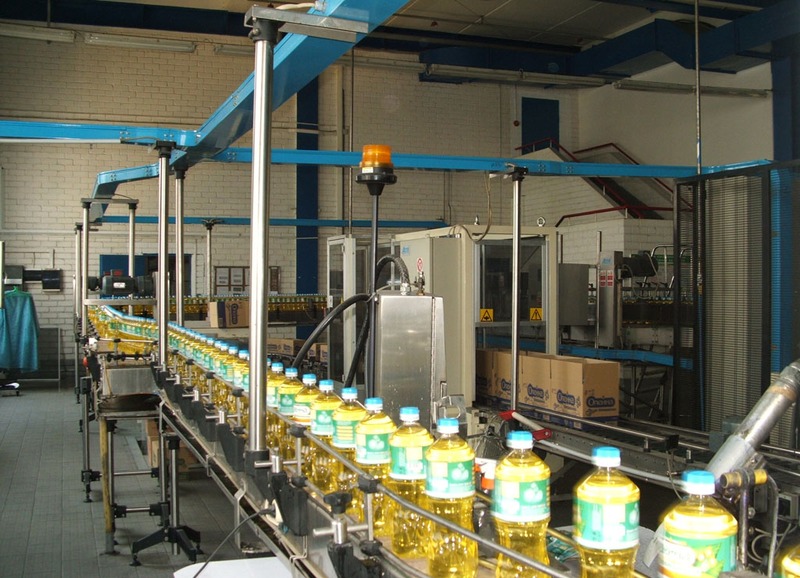 Ukraina.Olej kukurydziany 3,50 zl/L,oliwkowy,z owocow palmy + krupy 0,70 zl/kg,ziarna,kasze Ukraina