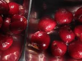Specyfikacje Świeża Wiśnia 1) Świeża wiśnia 2) Wczesna odmiana