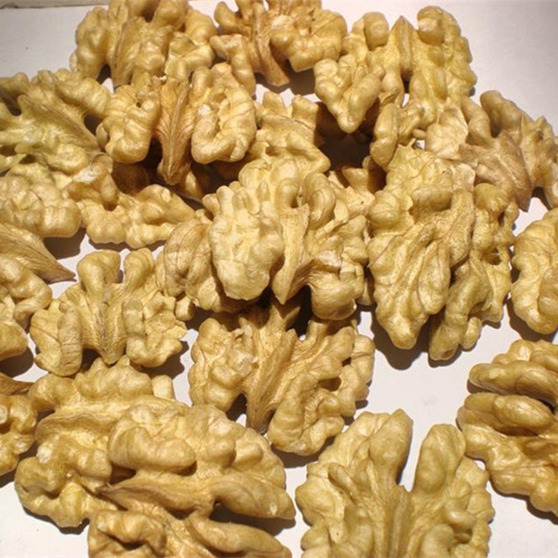 Kupuj przetworzone orzechy włoskie wszystkich odmian z Ukrainy w niskiej cenie od nas
