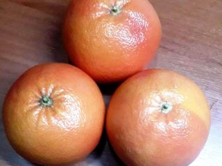 Grejpfruty Rio Czerwone owoce Cechy: Pochodzenie: Turcja Wielkość: duża