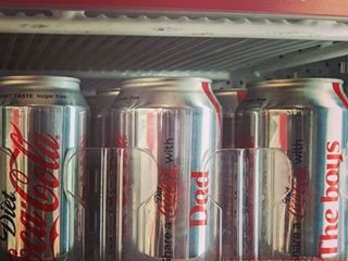 Oferujemy coca colę 330 ml i napój energetyczny Red
