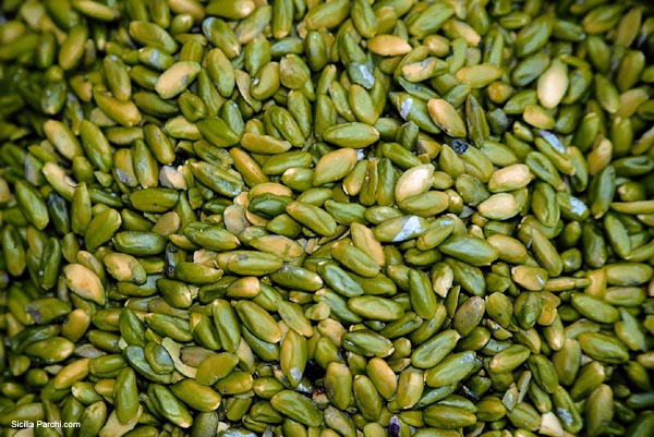High Quality Pistachio Nut Kernels with best price High Quality Pistachio Nut Kernels with best price please contact directly, What'sapp: email