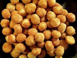 High Quality Macadamia Nuts/Macadamia Nut Kernels please contact directly,