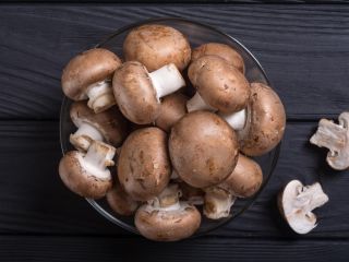 Sprzedaję tego grzyba, mam całego króla grzyba, jeśli go