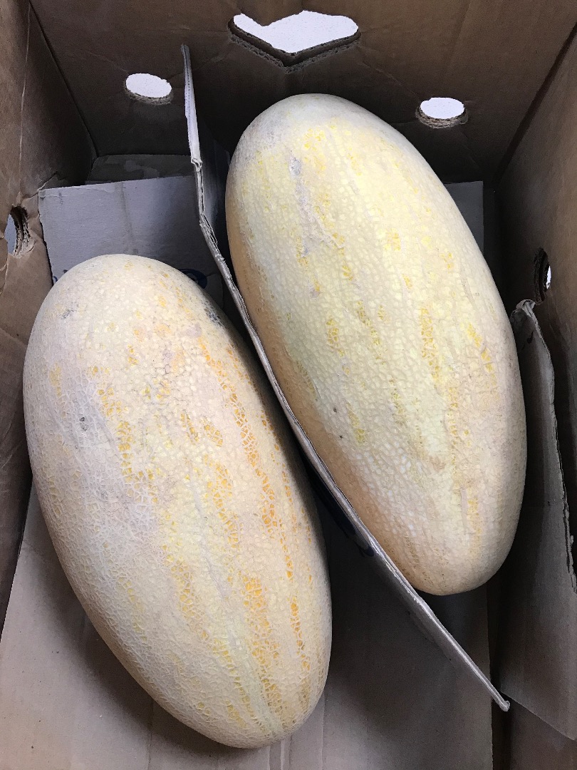 Dzień dobry mam na sprzedaż Melon kraj pochodzenia Uzbekistan dobra cena jakoś super bardzo słodki