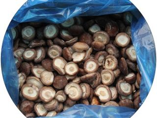 Specyfikacja: 1. całość: średnica kapelusza: 2-4 cm, 4-6 cm