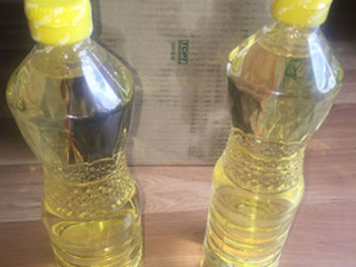 Soybean oil is made by extracting oil from whole