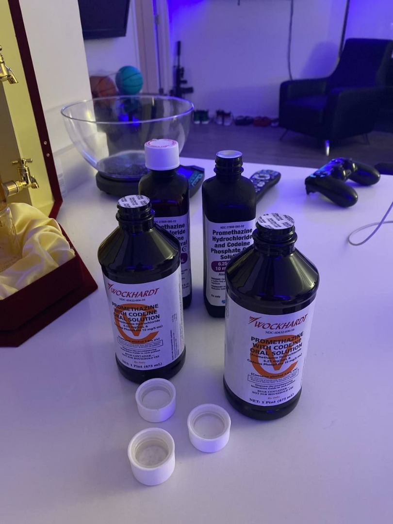 Jesteśmy niezawodnymi dostawcami produktów farmaceutycznych online w przystępnych cenach z receptą lub bez