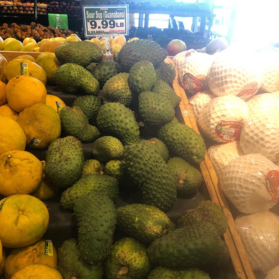 Soursop to rodzaj owocu, który jest używany w medycynie i kuchni