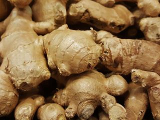 RYNEK KRAJOWY I MIĘDZYNARODOWY EKSPORTUJE JAKOŚĆ Ginger AVELABAL. KONTAKT