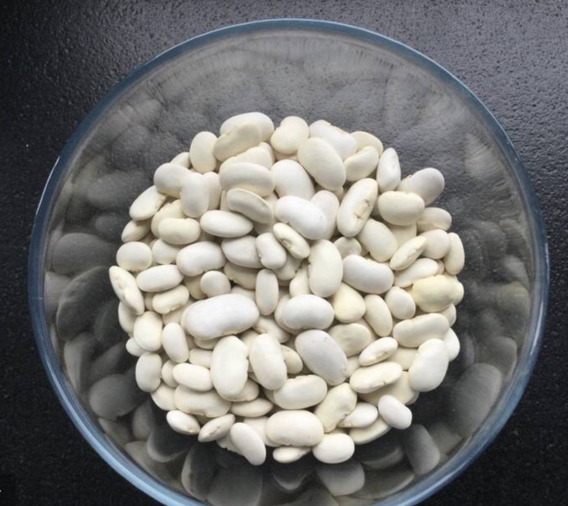 Witam, mam do sprzedania 6 kg świeżo wyluskanego grochu typu Jasiek o średniej wielkości, w twardej, gładkiej skórce, nie moczony, z zeszłego roku, w cenie 8