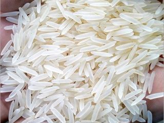 RYŻ BASMATI Istnieje kilka odmian ryżu basmati. Tradycyjne indyjskie