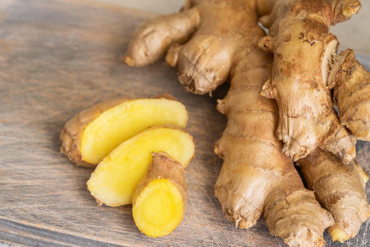 Eksportujemy produkty rolne, takie jak imbir, czosnek, sezam, ziarno kakaowe, masło shea, kwiat hibiskusa
