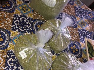Pozostało 1200 kg organicznego oregano bez łupin