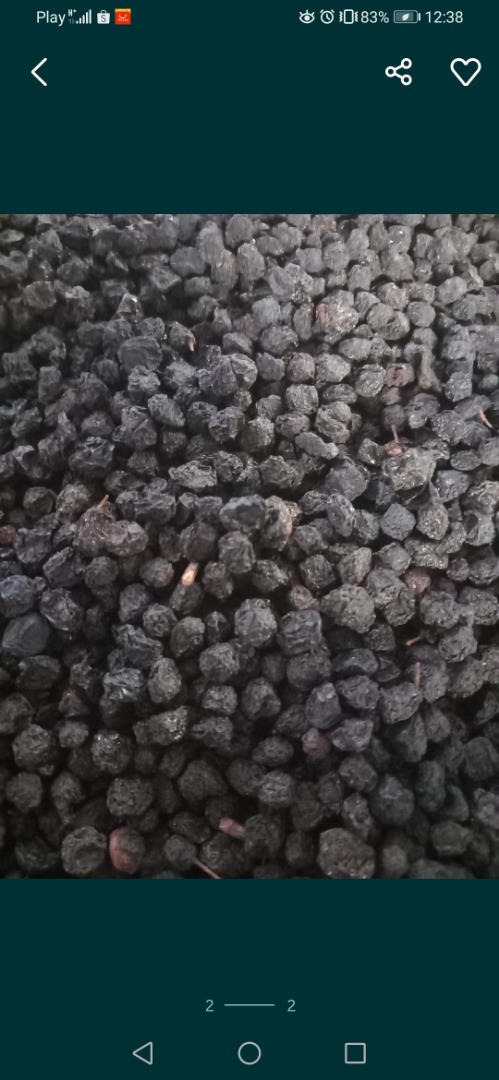 Posiadam do sprzedania aronię suszoną, oczyszczoną
