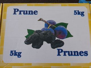 Odwodnione, suszone śliwki Stanley, z pestkami lub bez, 100%
