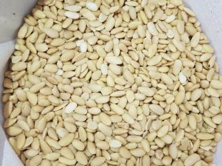 Sprzedam: orzechy nerkowca całe 5 ton cena 27zł/kg orzechy