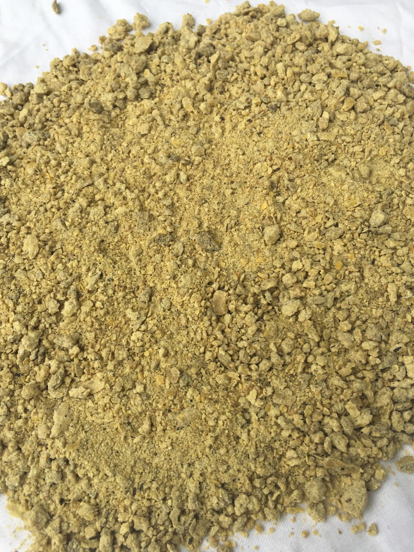 Polski importer jako przedstawiciel producenta oferuje makuch sojowy z UA w konkurencyjnych cenach przy minimalnym zakupie 23 ton