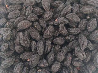 Posiadamy w sprzedaży suszone śliwki produkowane w Mołdawii
