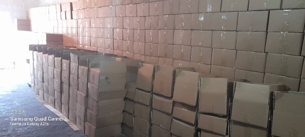 Sprzedam hurtowo orzechy włoskie, połówki, ćwiartki, opakowania kartonowe 10 kg