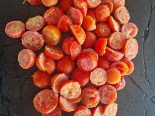 Sprzedam pomidory Cherry Mrożone 20ton Pakowane w karton po