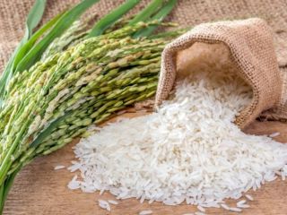 Rozkoszuj się najwyższą jakością tanzańskiego ryżu, cenionego za naturalny
