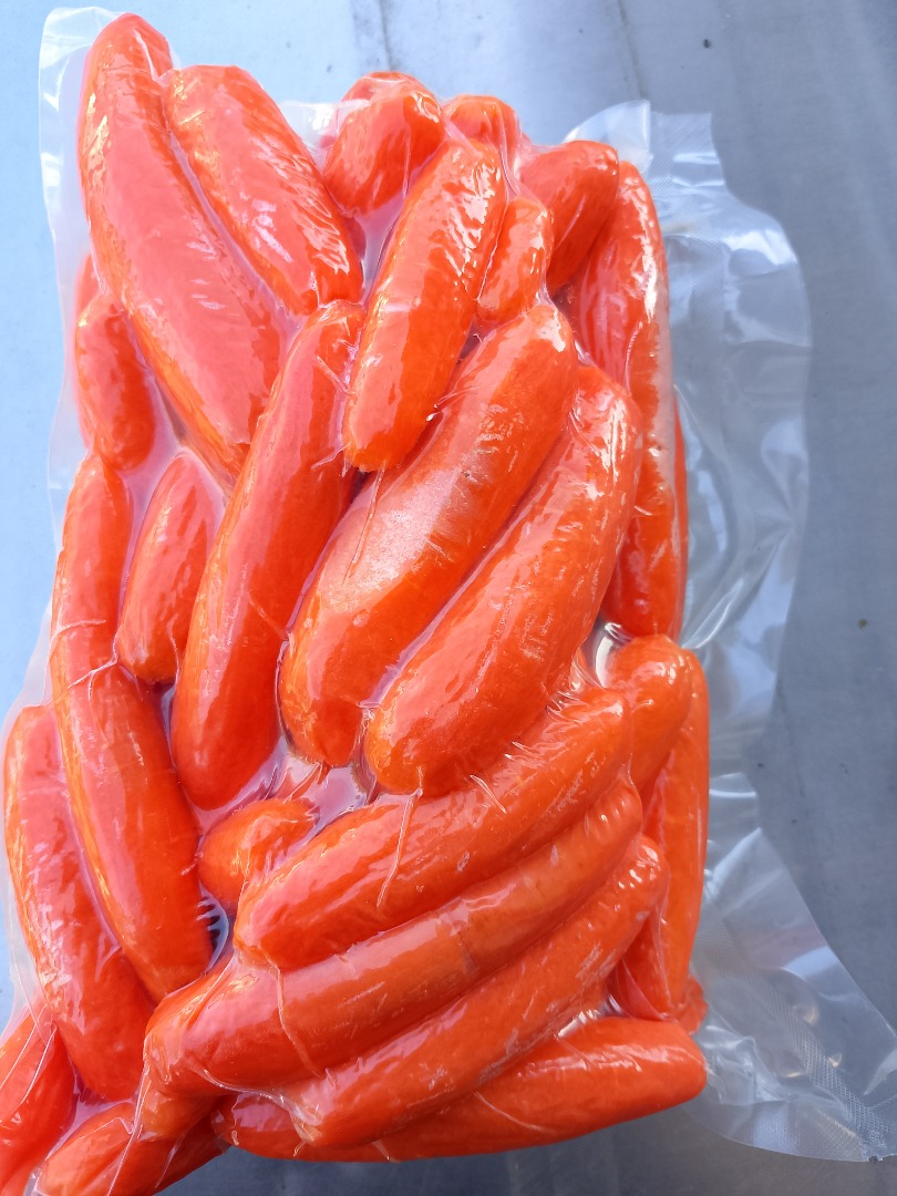 geschälte Karotten, vakuumverpackt