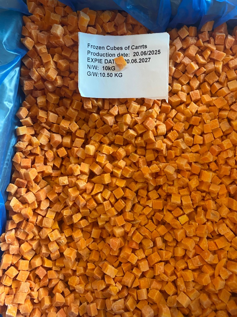 mrożone kostki marchewkowe najwyższej jakości 10*10