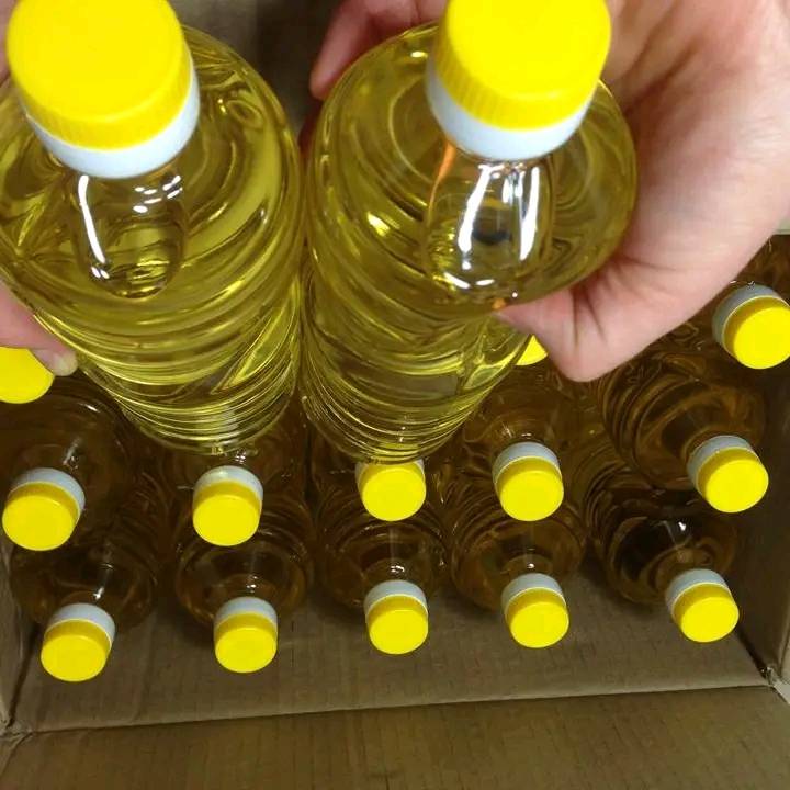Jesteśmy producentami i eksporterami: Rafinowany olej słonecznikowy ️ Soja Rafinowany olej ️ Orzeszki ziemne Rafinowany olej ️ Surowy olej z orzeszków ziemnych