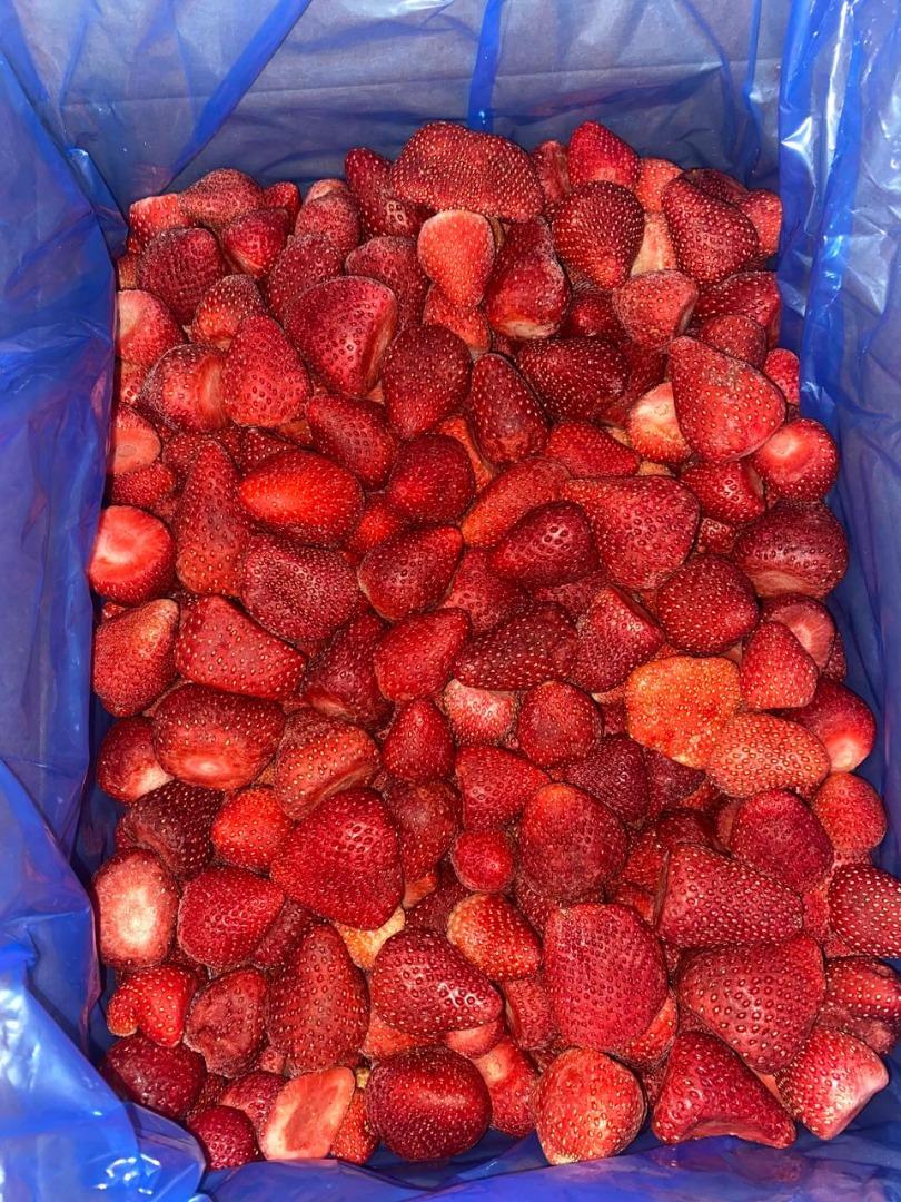 Firma Ezar Frozen Foods Europe (branch office producenta z rejonu miasta Ismailia w Egipcie Ezar Frozen Foods) sprzeda ilości paletowe wysokiej jakości
