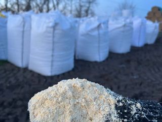 Sprzedam kukurydzę CCM w big bag okolo900 kg